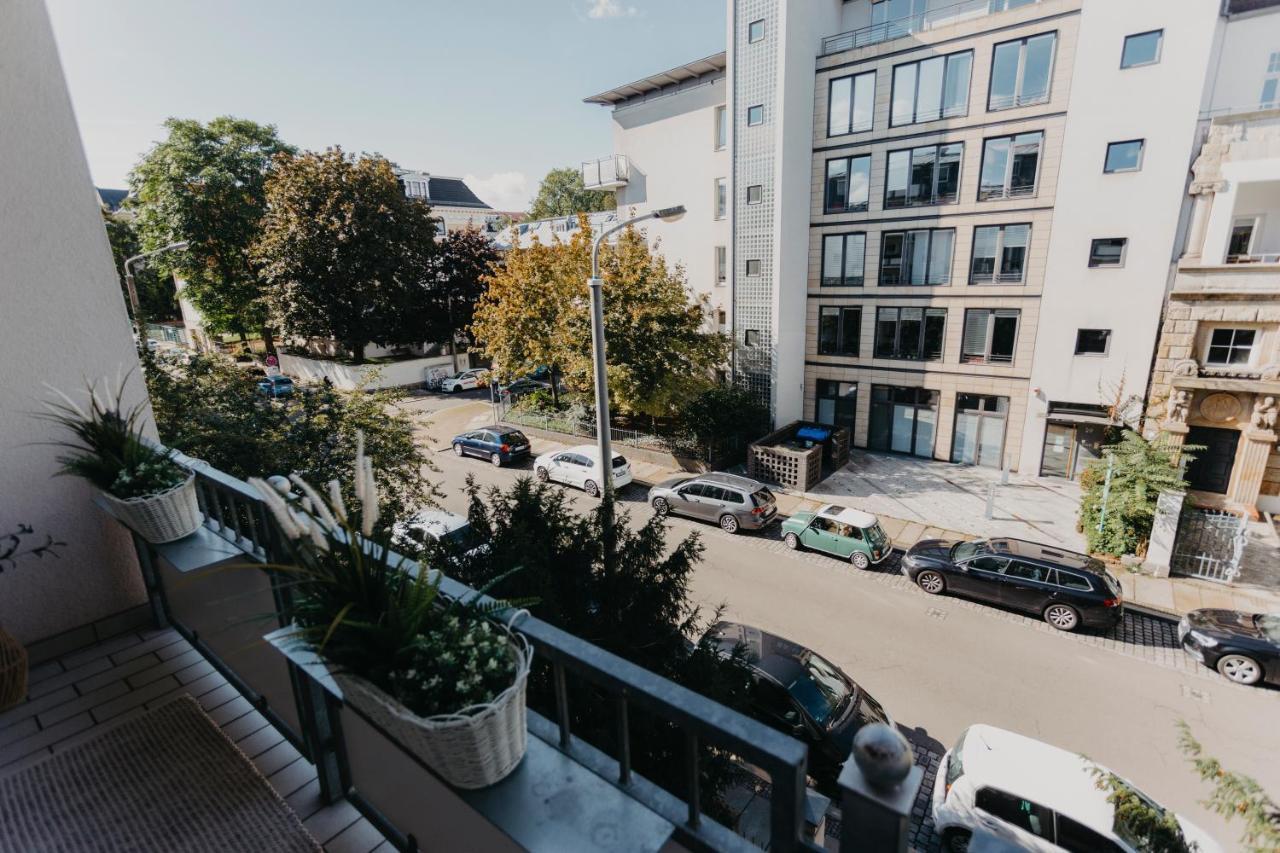 Traber Apartments Im Herzen Leipzigs Balkon Parkplatz Exterior photo